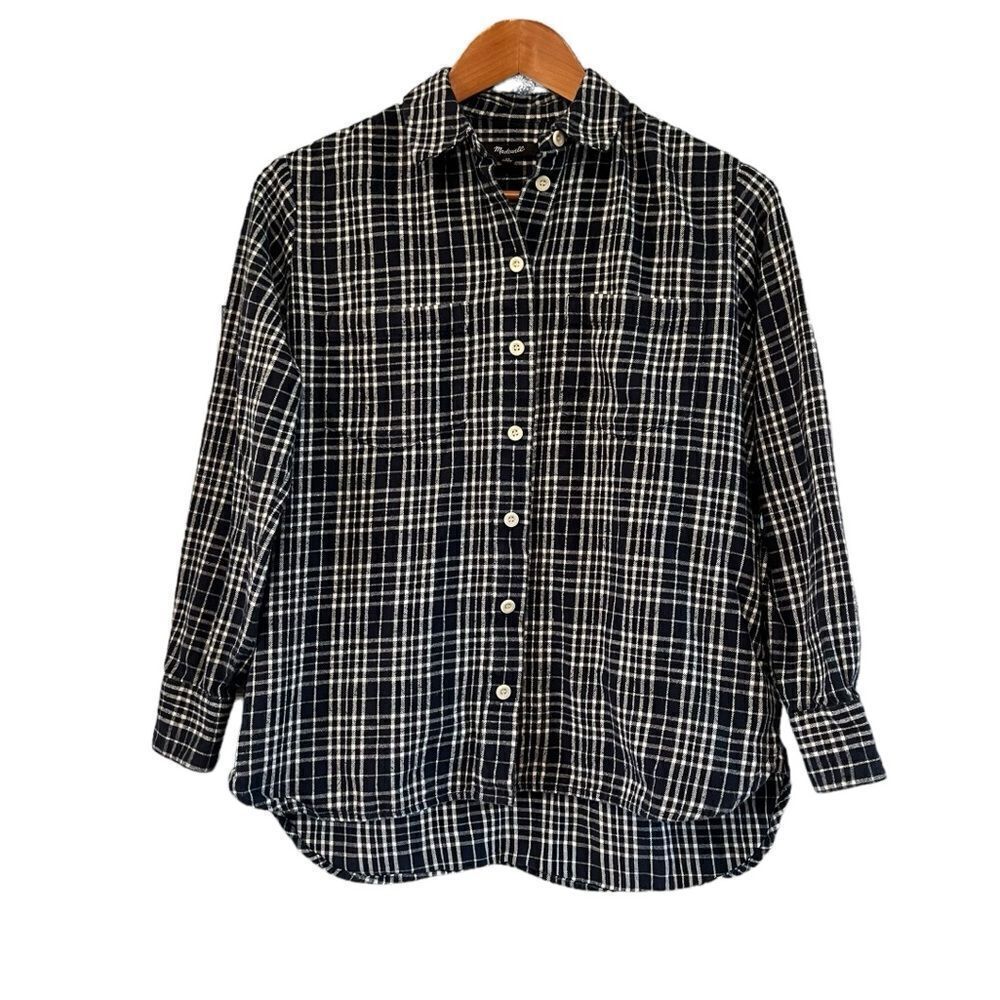 Madewell‎ black plaid flannel button down shirt